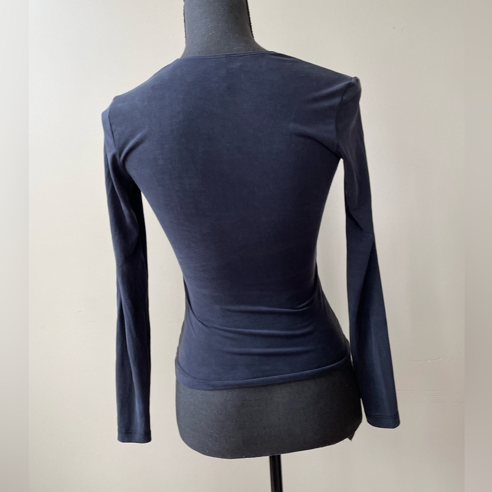 American Apparel Black Fitted Long Sleeve V-Neck Top - Size S - Picture 3 of 5